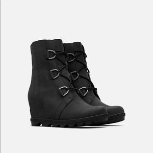 Sorel Joan of Arctic Wedge Boot, black size 8